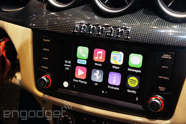ในอนาคต รถจะรองรับทั้ง CarPlay และ Android Auto