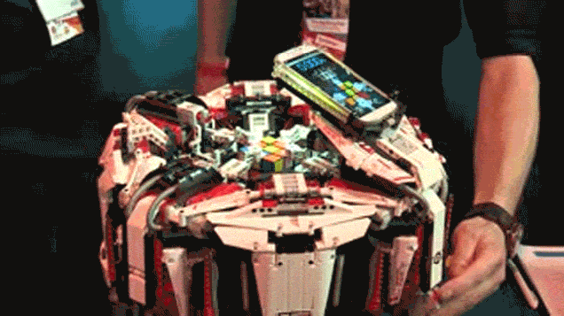 Lego พลัง Exynos แก้ Rubik ทำลายสถิติโลก ใช้เวลา 3 วินาที