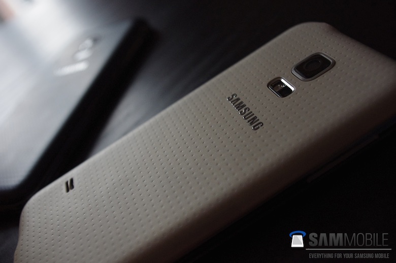 Samsung Galaxy S5 Mini โผล่ หน้าตาละม้ายคล้ายพี่ใหญ่
