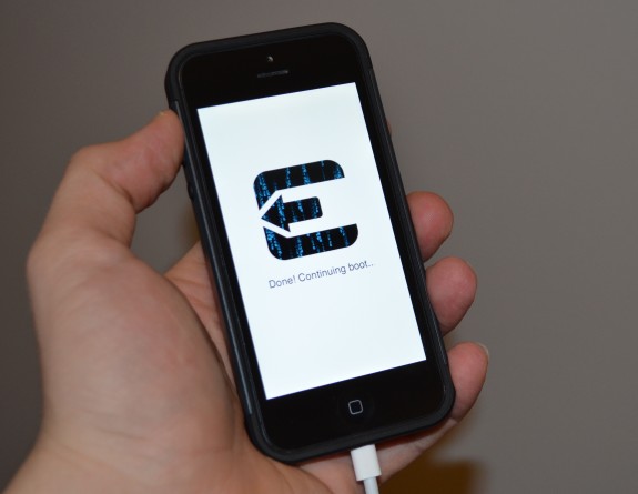 iOS 7.1.1 Jailbreak มาแน่ แค่รอหน่อย