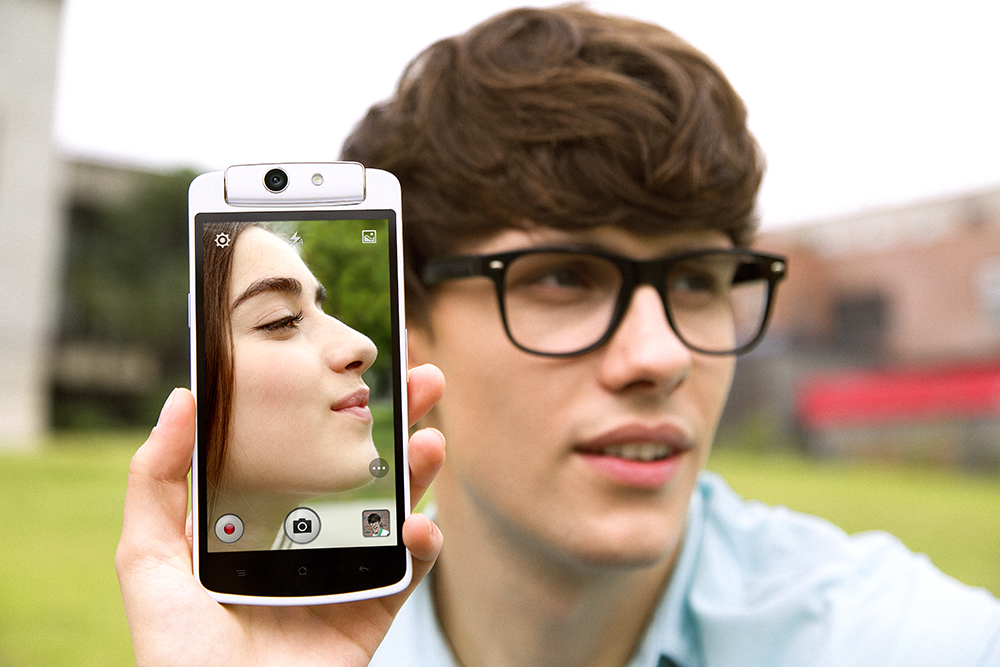 สนุกกับการ Selfie ไปกับ OPPO N1 mini ราคาเบาๆ เพียง 12,990 บาท