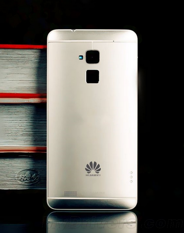 รูปหลุดเครื่อง Huawei Ascend D3 โชว์จุดเด่นขอบจอ (แทบจะ) ไร้ส่วนเกิน!!