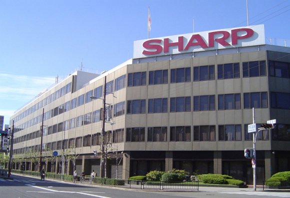 ลูบปากรอ Foxconn เตรียมเข้าบริหารกิจการผลิตหน้าจอ LCD ขนาดเล็ก-กลางของ Sharp