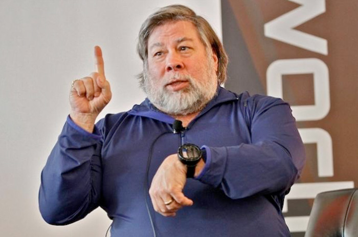 Steve Wozniak พูดถึง Galaxy Gear “แย่มากแทบไม่มีประโยชน์เลย”