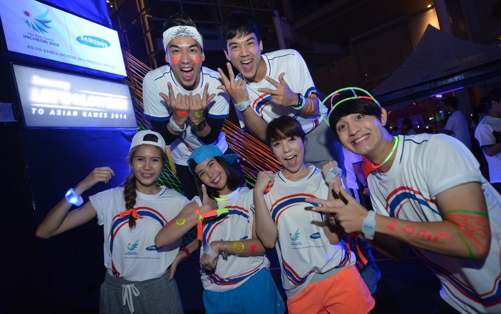 รวมพลคนเจนวาย ร่วมวิ่งปล่อยแสง ส่งแรงเชียร์  ในงาน “Let’s Glow Run to Asian Games 2014”