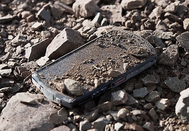 Kyocera ชิงธงเปิดตัว Brigadier โทรศัพท์ IP68 พร้อมกระจก Sapphire!!
