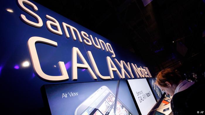 จัดเต็มสูบ Galaxy Note 4 มีอุปกรณ์เสริม Ultrasonic Cover ช่วยนำทาง!!