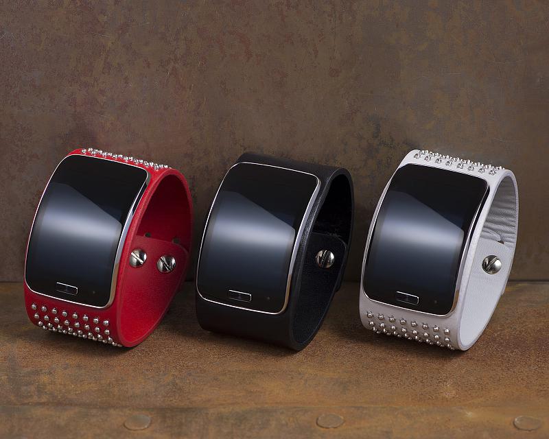 Samsung ผนึกกำลัง Diesel Black Gold เปิดตัว “Samsung Gear S” คอลเล็กชั่นพิเศษ