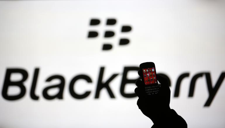 ปรับตัวเน้นซอฟท์แวร์ BlackBerry ยุติแผนพัฒนาสมาร์ทโฟนในบริษัทส่งต่องานเอ้าท์ซอร์ส