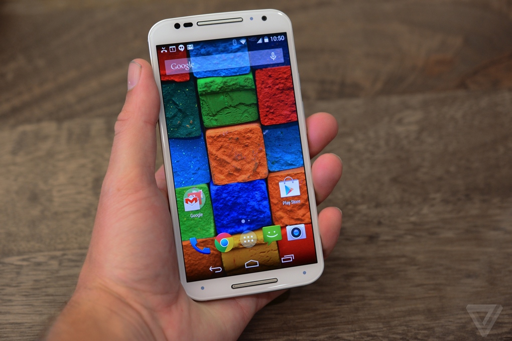 อย่าลืมนะ Moto X (2014) รุ่นไม่ติดสัญญาจะขายด้วยชื่อ Pure Edition!!
