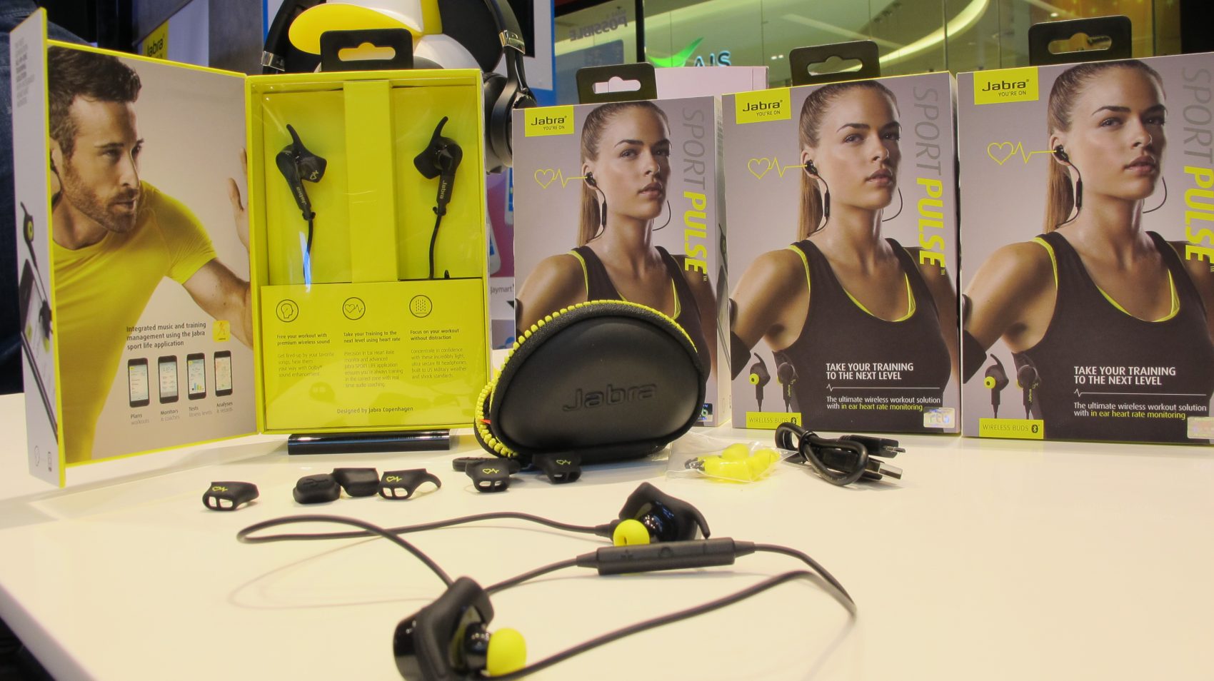 อาร์ทีบี เทคโนโลยี จับมือ เจมาร์ท เปิดตัว Jabra Sport Pulse Wireless หูฟังของคนรักสุขภาพ