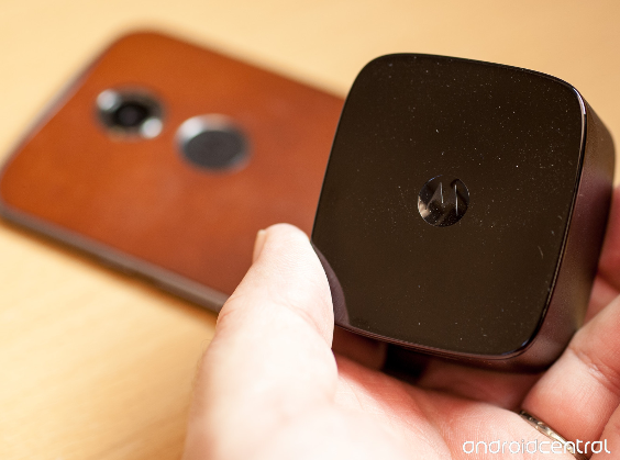 Turbo Charger ที่ใช้งานกับ Quick Charge 2.0 หน้าตาเป็นแบบนี้