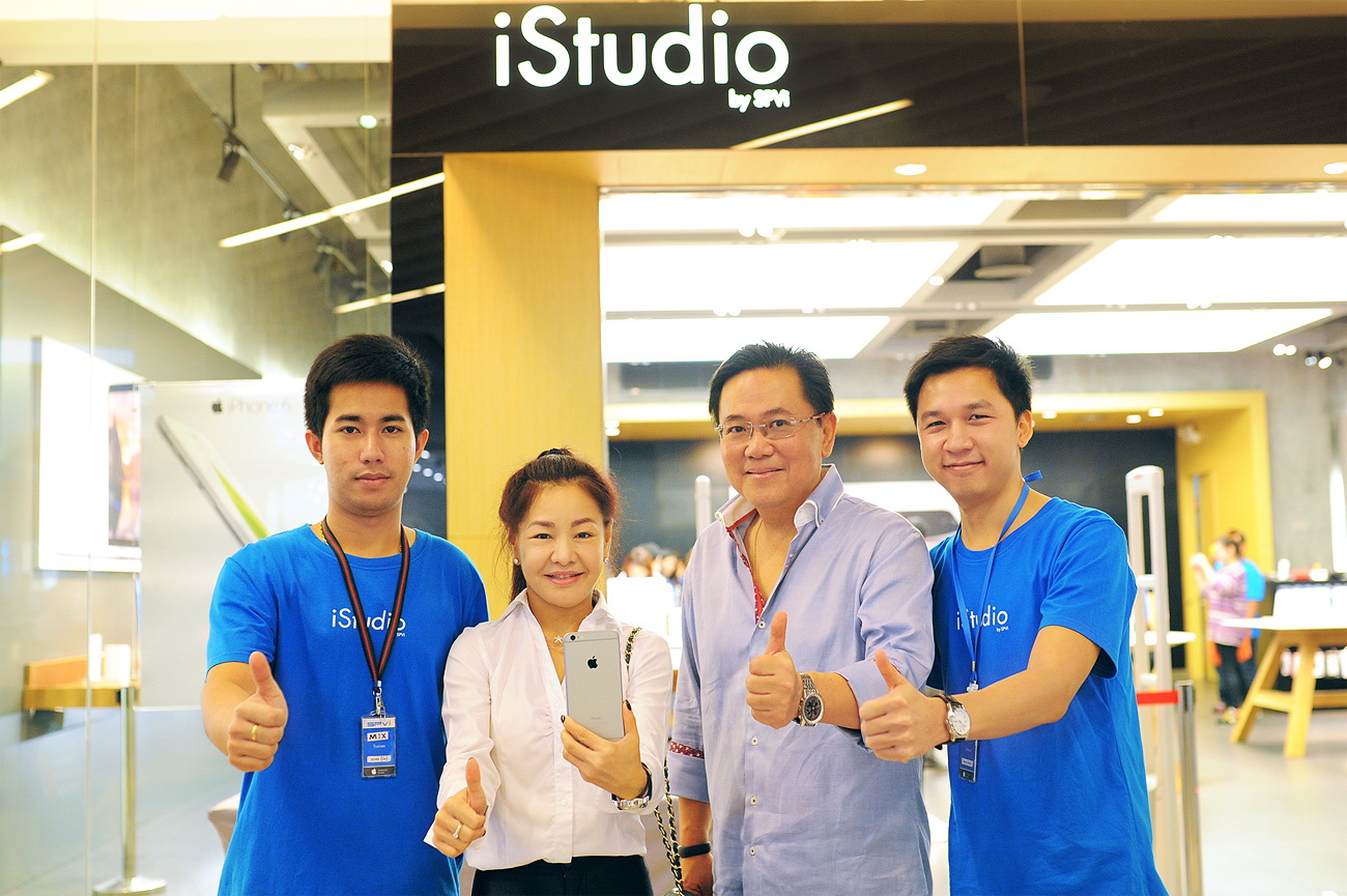 SPVI แสดงความยินดีลูกค้ารับ iPhone6