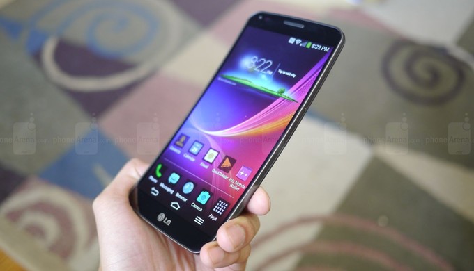 เตรียมลุ้น LG อาจจะโชว์ทีเด็ดประกาศตัวทายาท G Flex ที่งาน CES 2015