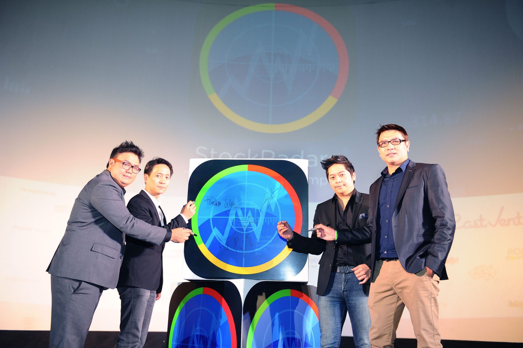 StockRadars แอพพลิเคชั่นหุ้นฝีมือคนไทยจากโครงการ AIS The StartUp ญี่ปุ่น-สิงคโปร์ใส่เงินร่วมทุน