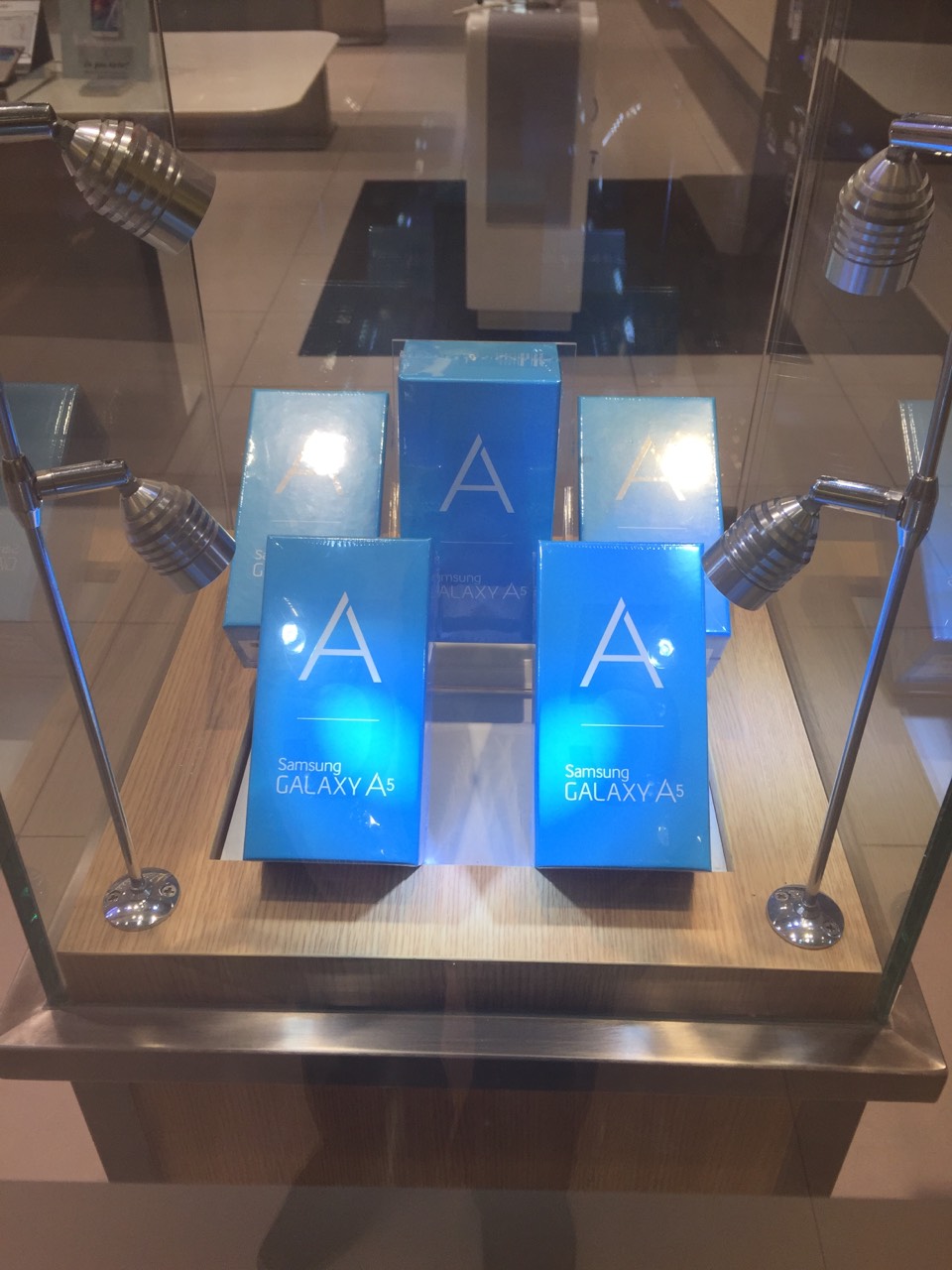 พร้อม!! Samsung Galaxy A5 เริ่มวางขายแล้ววันนี้ที่ซัมซุงแบรนด์ช้อป ราคา 12,900 บาท