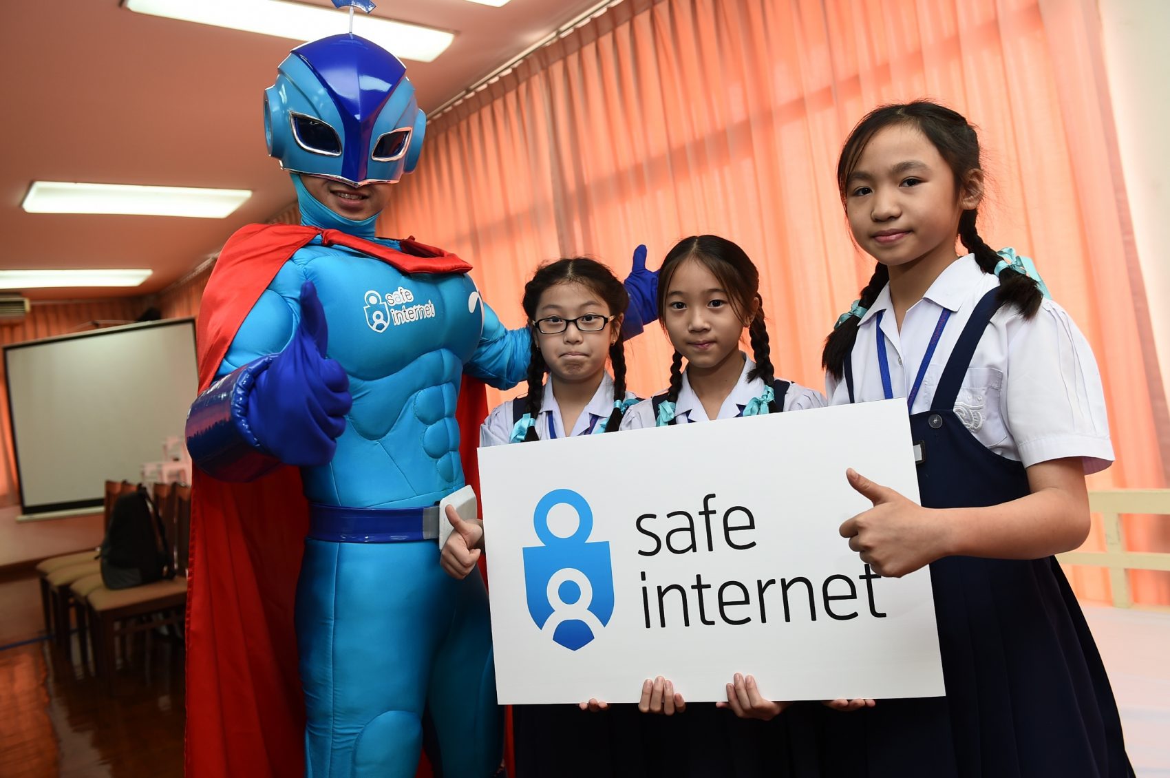ดีแทค ดันโครงการ Safe Internet จริงจัง เปิดตัวกิจกรรม Digikidz School Visit ร่วมกับ 100 โรงเรียนต้นแบบดิจิทัล