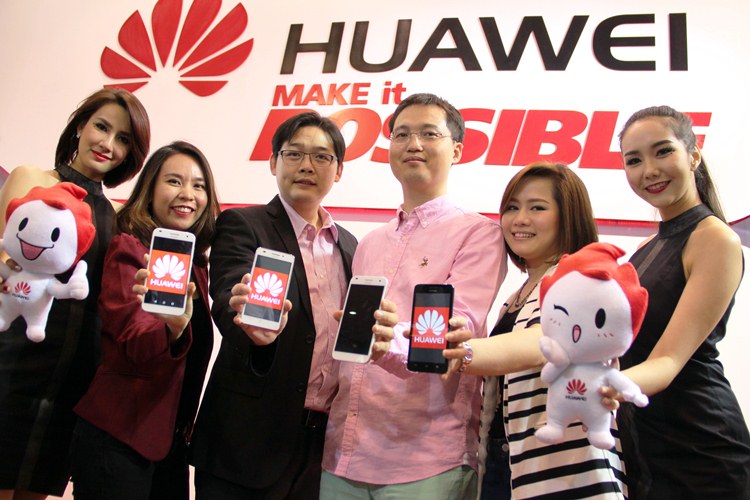 Huawei ส่ง 2 สมาร์ทโฟนรุ่นใหม่  Huawei G7  และ Huawei G620S เอาใจคนชอบเซลฟี่