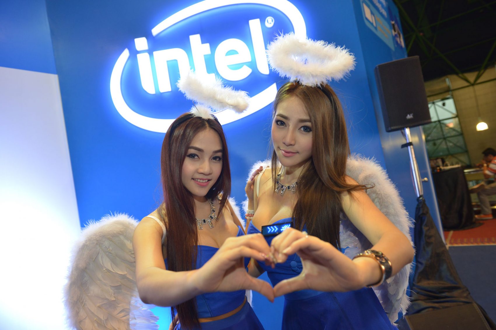 ประเดิม Thailand Mobile Expo 2015 ทะลุเป้าผู้เข้าชมงาน ยอดเงินสะพัดกว่า 1,500 ล้านบาท