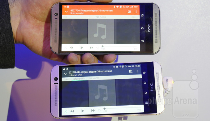 ใครอยู่ใครไป เปรียบเทียบเฉพาะกิจลำโพง HTC One M9 vs One (M8) ดีขึ้นแค่ไหน?
