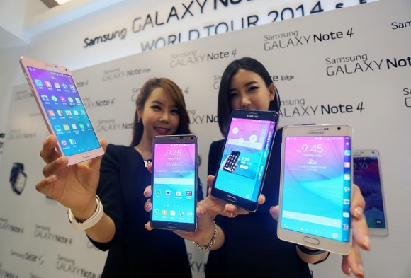 แย้มพรายความคืบหน้า Galaxy Note 5 พร้อมทายาท Note Edge ก่อนเปิดตัวจริง