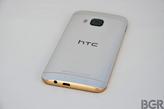 เจ็บหนัก เผยยอดส่งมอบ HTC One M9 สามเดือนแรก หดตัวเฉียด 45 เปอร์เซ็นต์