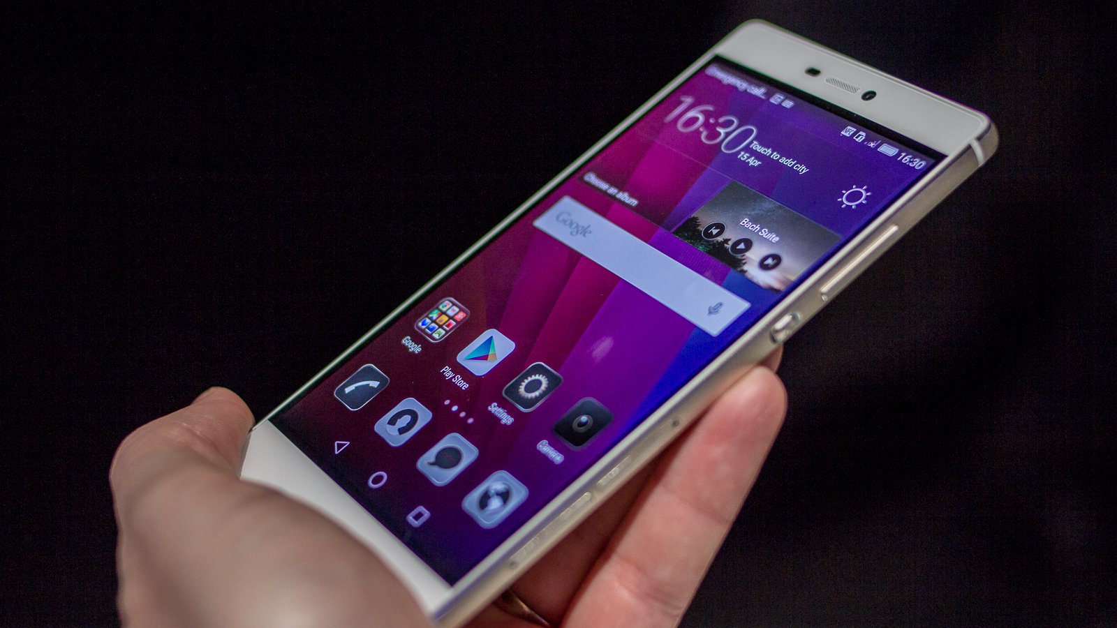 Huawei เริ่มการทดสอบเครื่องต้นแบบเรือธง 2016 ตามหลังการเปิดตัว P8 ไปติดๆ