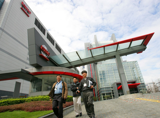 แก้มือใหม่ TSMC เตรียมทดสอบการผลิตชิป 10 นาโนเมตร หวังเซ็นสัญญาผลิต Apple
