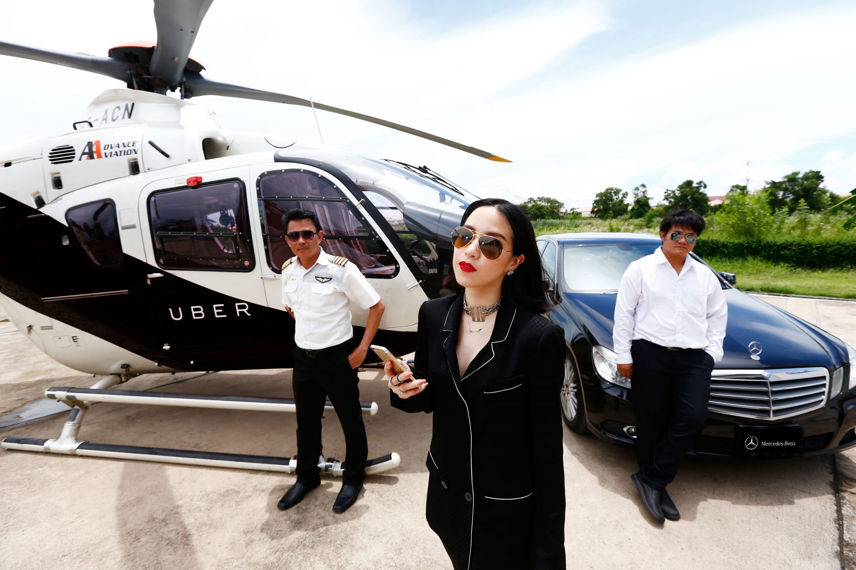 ครั้งแรกกับการนั่งเฮลิคอปเตอร์ชมกรุงเทพฯ ฟรี! เพียงเรียกใช้บริการผ่านแอพฯ อูเบอร์