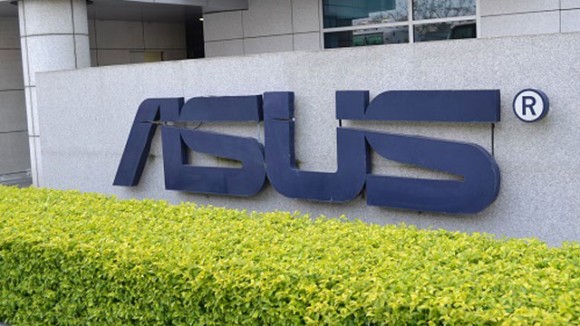 Reuters มาเองเผยรายงาน Asus สนใจเข้าซื้อกิจการโทรศัพท์ HTC