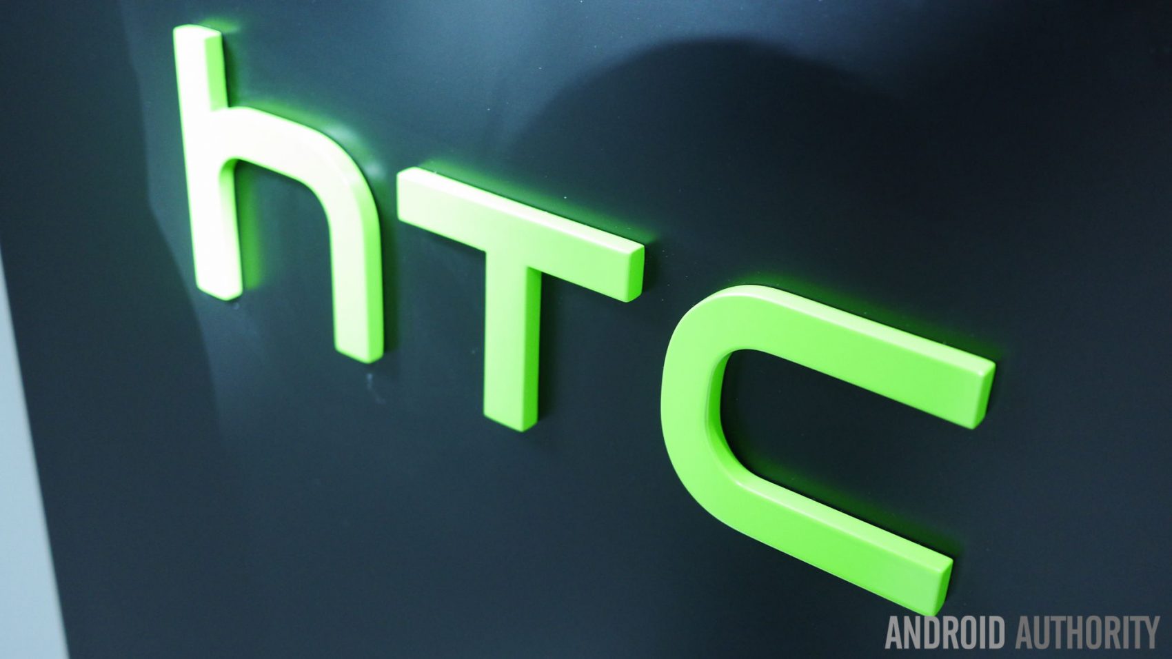 หุ้นเด้งตอบรับข่าว Asus เดินหน้าซื้อ HTC แต่โดนแถลงสวนปฏิเสธข่าวเสียหลัก