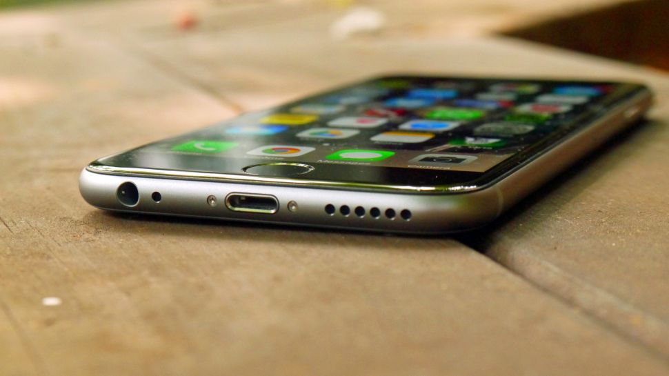 ติดปัญหา เผยสาเหตุที่หน้าจอ iPhone รุ่นใหม่ยังไม่สามารถใช้ Full HD ได้