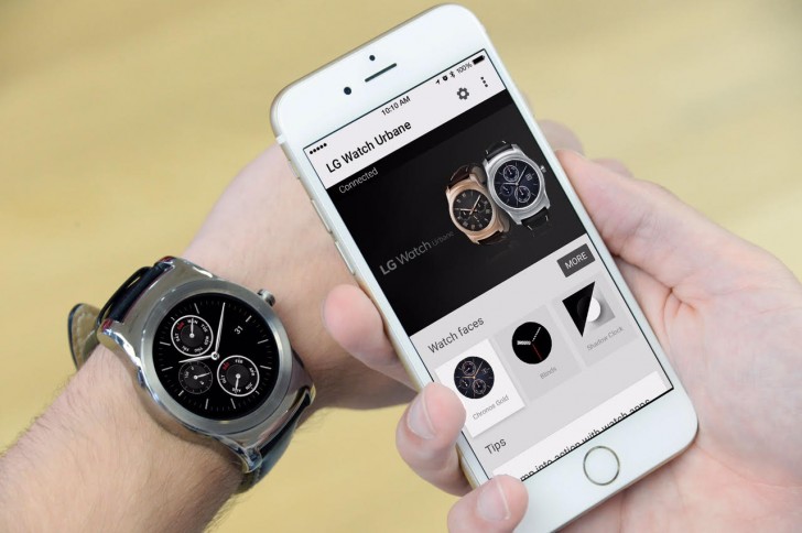 Google เดินเกมส์รุกส่ง Android Wear สนับสนุนทำงานกับโทรศัพท์ iPhone ได้ด้วย