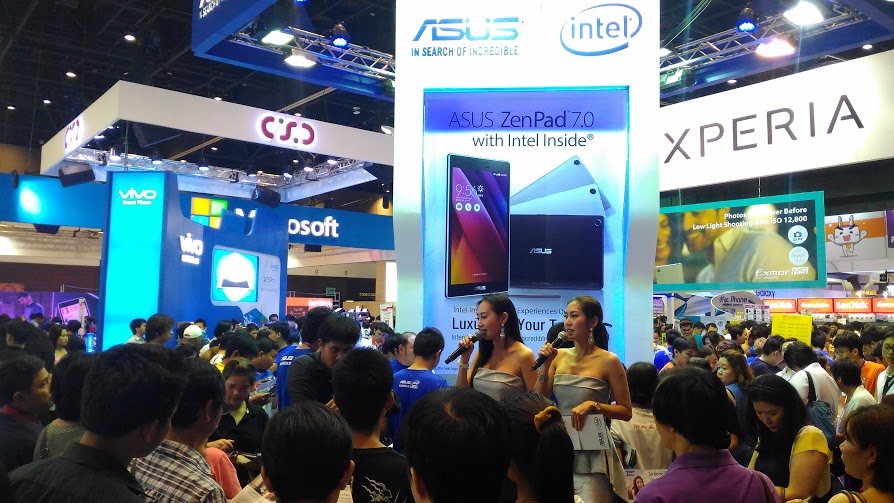 กระแสแรงไม่มีตก! พบกับสมาร์ทโฟนรุ่นใหม่เพียบ ที่บูธ ASUS ในงาน TME 2015 Showcase