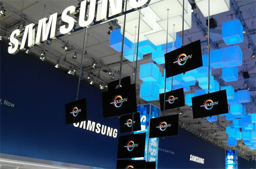 เจอกันแน่ ผู้บริหาร Samsung Display เจรจาขายจอ OLED สำหรับ iPhone
