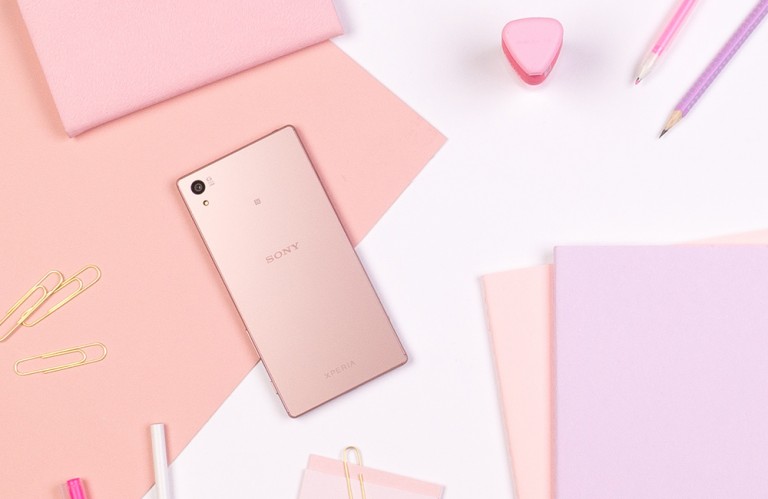 มาตามนัด Sony เปิดตัวเครื่อง Xperia Z5 สีชมพูต้อนรับเทศกาลวาเลนไทน์