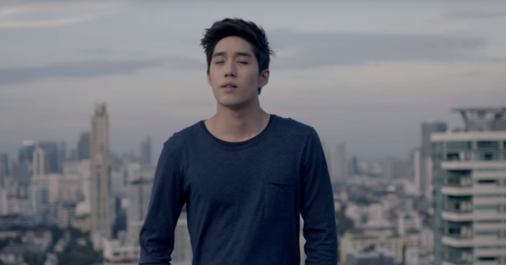 OPPO ปล่อยหนังสั้น “ทฤษฎีของความรัก ที่คุณไม่เคยได้ยิน” แสดงนำโดยต่อและพลอยชมพู