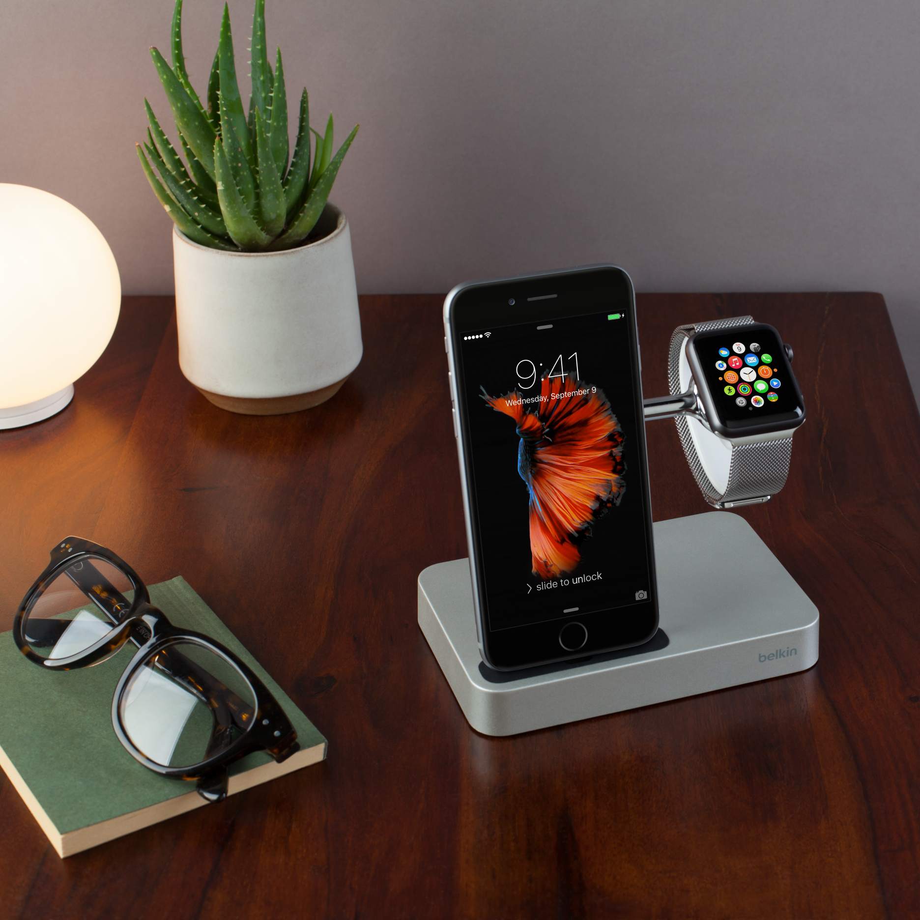 เบลกิ้นเปิดตัวนวัตกรรมล่าสุด “Valet Charge Dock” แท่นชาร์จตัวแรกของโลก รองรับการใช้งานแอปเปิ้ลวอทช์และไอโฟน