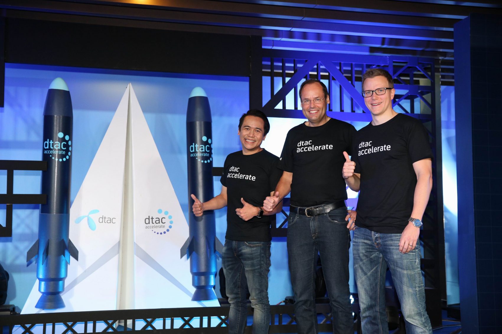 dtac เปิดโครงการ accelerate ปี 4 เพิ่มงบ 2 เท่า ดันสตาร์ทอัพไทยโกอินเตอร์