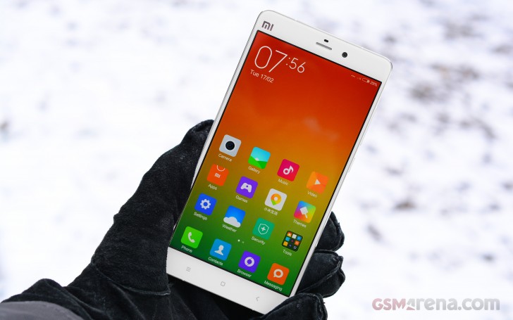 Xiaomi Mi Note 2 ตามเทรนด์ใช้จอขอบโค้ง Dual edge คิวต่อไป Huawei