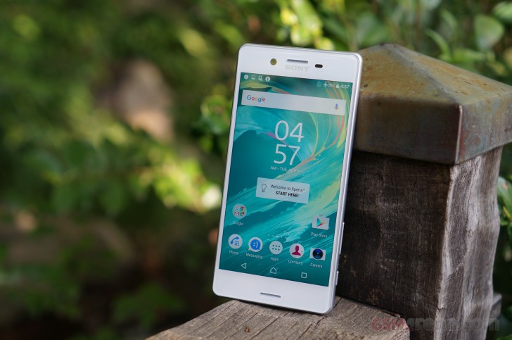 GSMArena ยั่วแฟนๆ Sony ด้วยภาพถ่ายเซลฟี่กล้องหน้าจากเครื่อง Xperia X