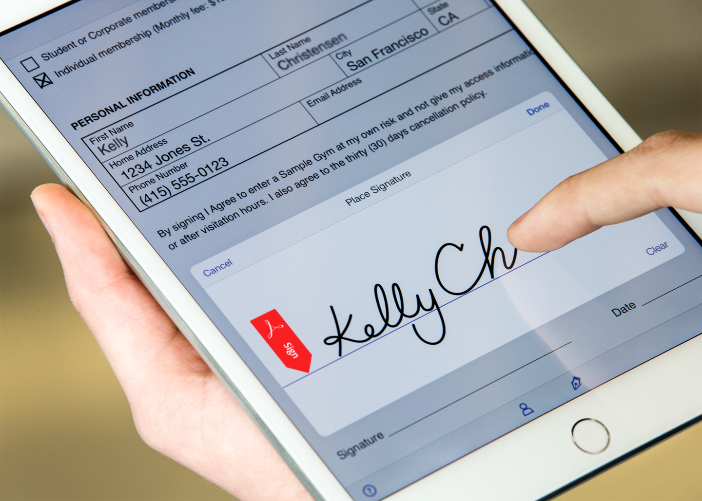 Adobe Sign ผนวกรวมกับ Adobe Marketing Cloud เพื่อประสบการณ์การทำงานแบบ “ไร้กระดาษ (Paperless)”