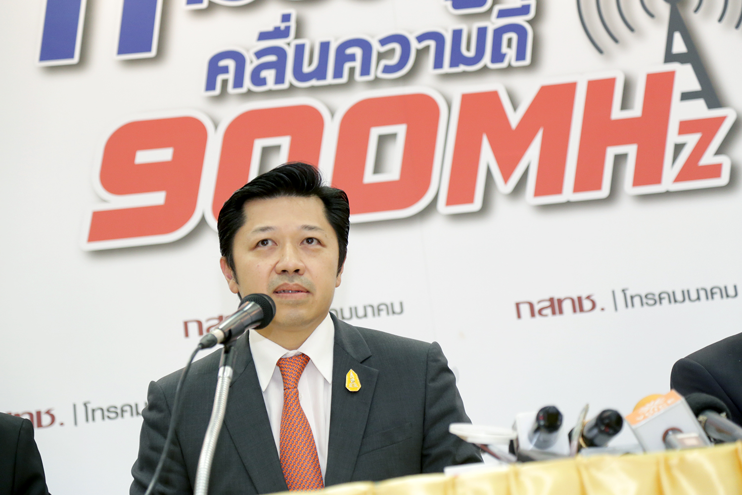 กลุ่มทรู รายงานผลกำไรและรายได้ Q1 ปี 59 ต่อยอดความสำเร็จจากการได้รับใบอนุญาตคลื่นความถี่900 และ 1800 MHz