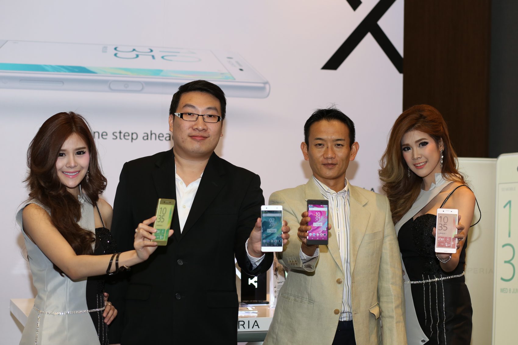มาแล้ว! Sony เปิดจองเรือธง Xperia X พร้อมรุ่นรอง Xperia XA ในไทย ก่อนขายจริงสิ้นเดือนนี้