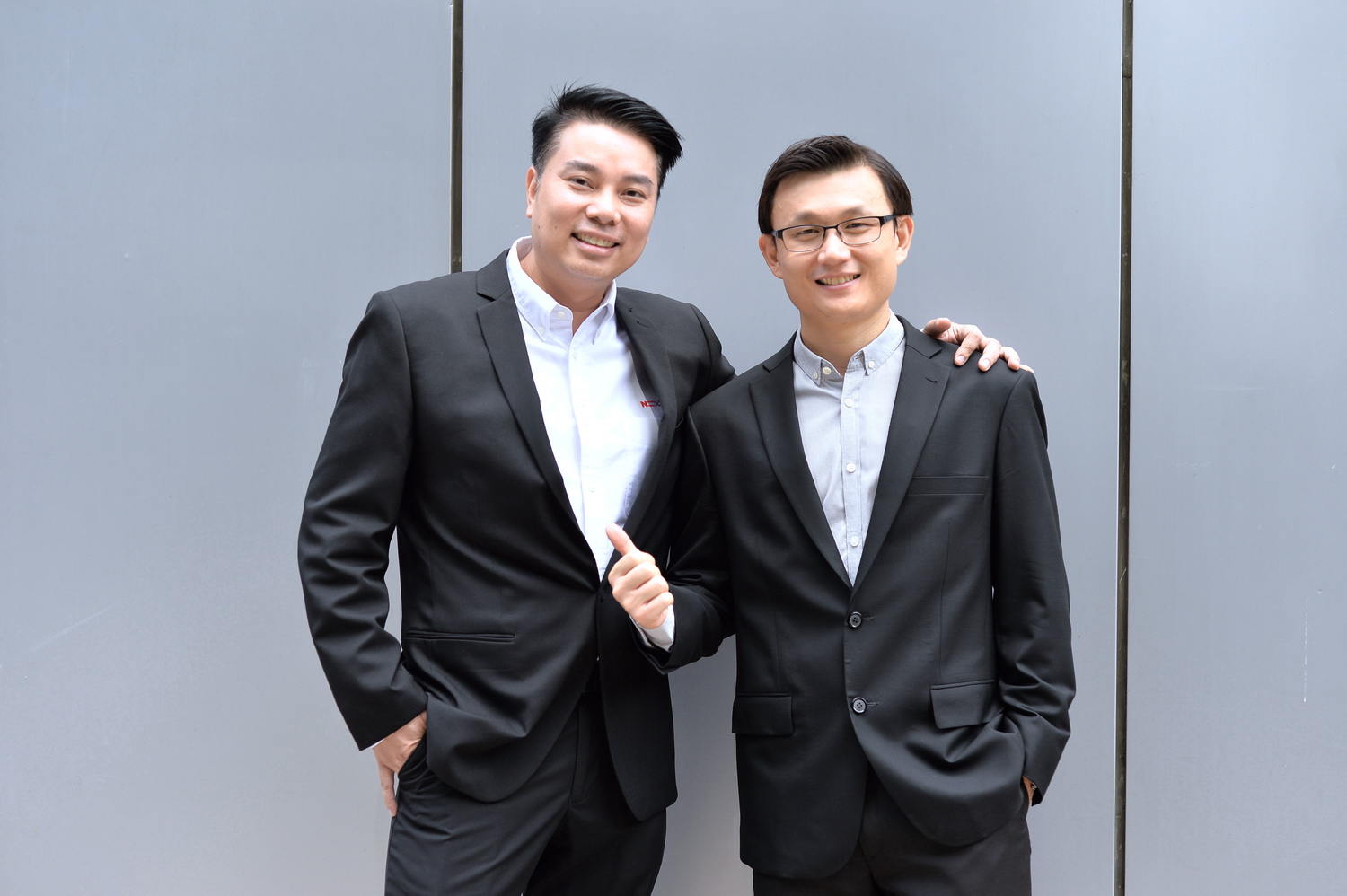 “วิญญลักษณ์ และ คมสันต์” 2 บอส จาก “เน็กซ์” จัดกิจกรรม “NEXT Charity ให้เสียงส่องทาง”