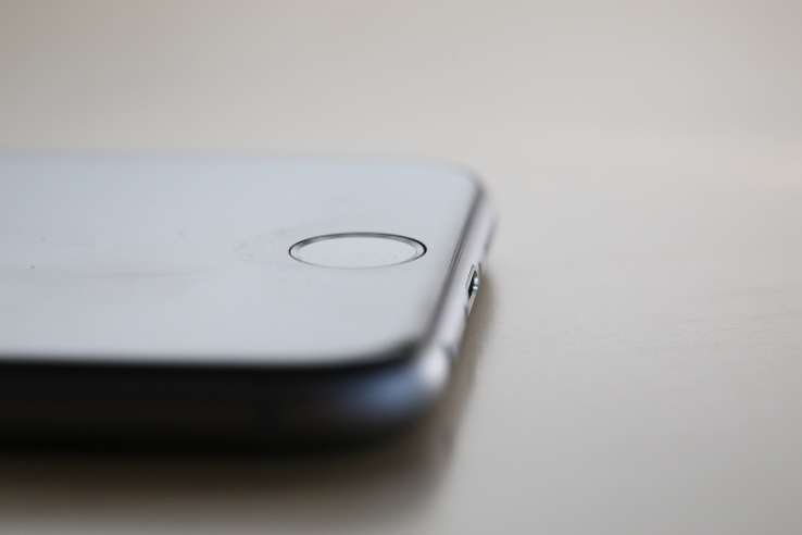 ลือปุ่ม Home ของ iPhone 7 จะเป็นแบบสัมผัส เพื่อรองรับมาตรฐานกันน้ำ