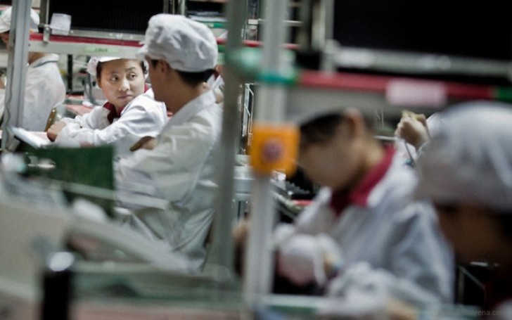 ลือ Apple เริ่มคิดแผนรับมือ หากถูกบีบให้ย้ายฐานผลิต iPhone กลับมาตุภูมิ
