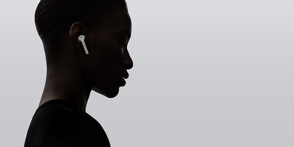 อดใจรออีกนิด!!  Tim Cook ตอบเมล์ลูกค้าหูฟัง AirPods พร้อมขายเร็วๆนี้