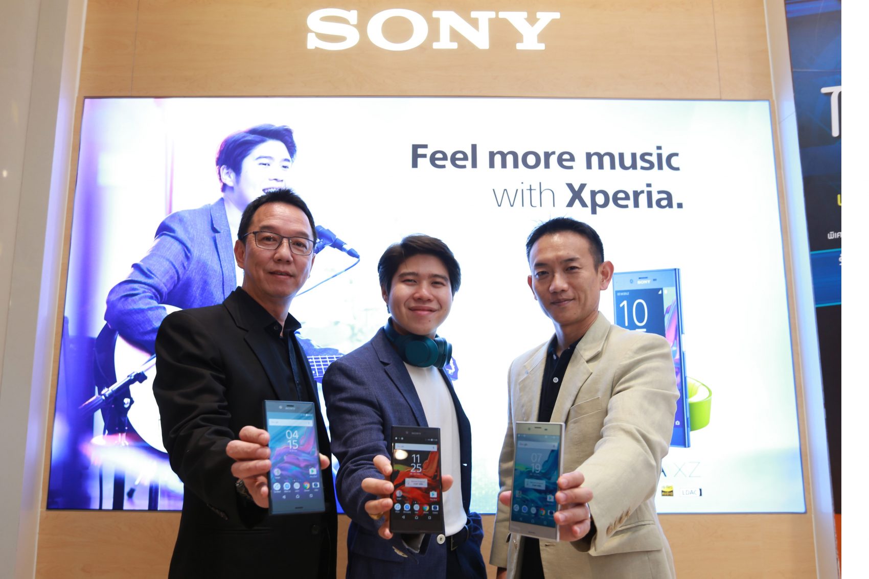 โซนี่ไทยจับมือ TG FONE มอบสิทธิส่วนลดพิเศษหูฟังในแคมเปญ Feel more music with Xperia
