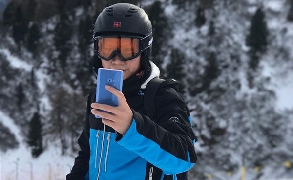 Xiaomi Mi Note 2 เพิ่มสีใหม่ ฟ้า (Blue Coral) คาดเปิดขายเร็วๆนี้